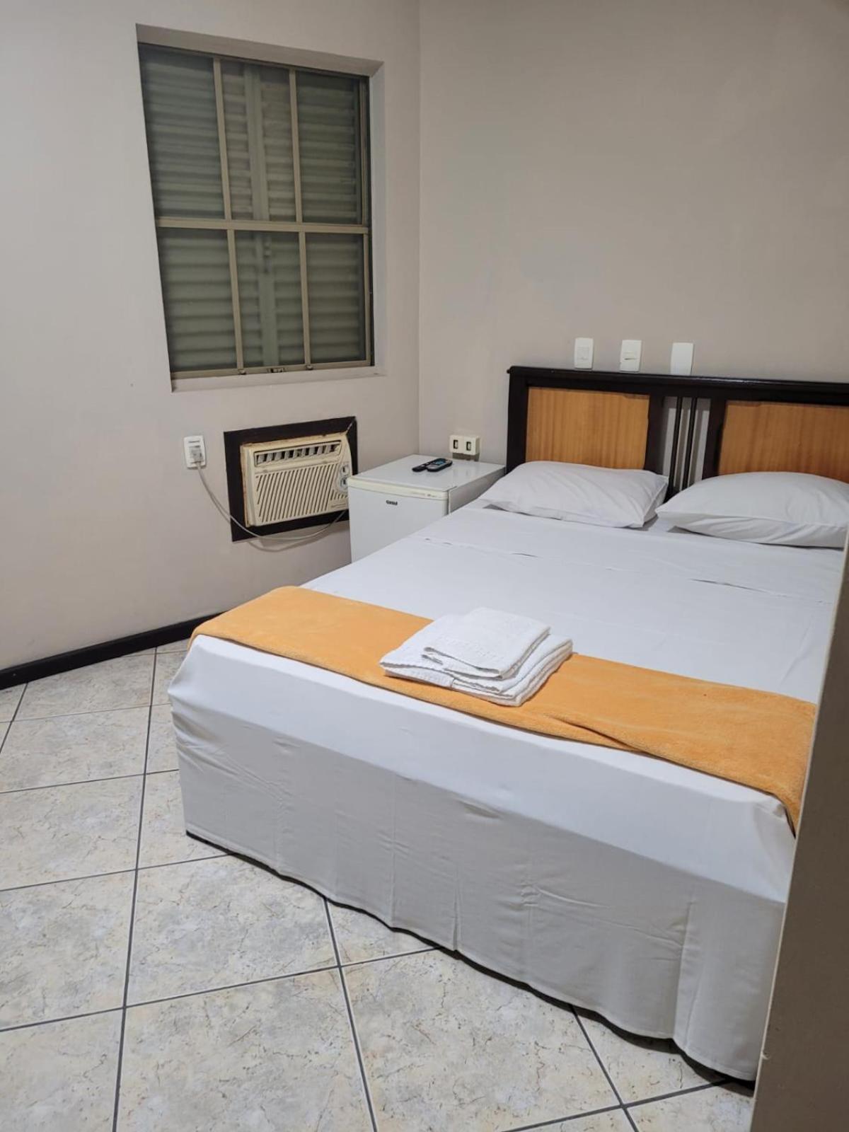 Happy Inn Hotel Жагуариуна Экстерьер фото